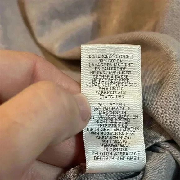 Peloton Women's XS Gray Sleeveless Flow Muscle Tank Casual Summer Top - Picture 5 of 6